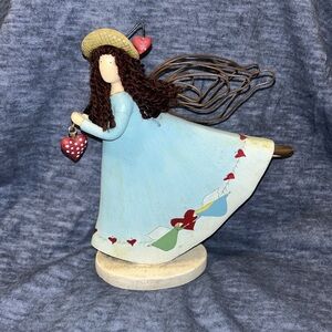 Russ Berrie Country Gatherings Home Sweet Home Angel Blue w hearts Figurine